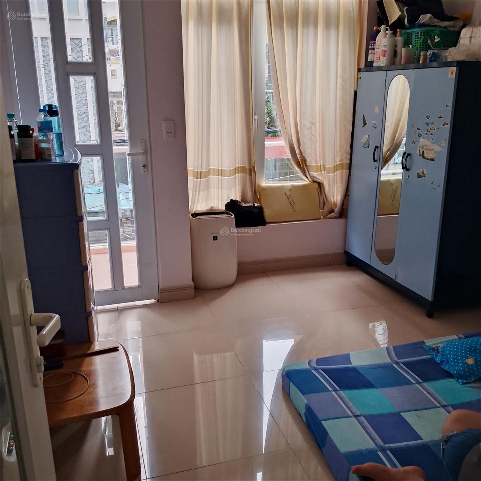 Nhà 4 tầng phan đình phùng (3,4mx12m). giá 7,3 tỷ