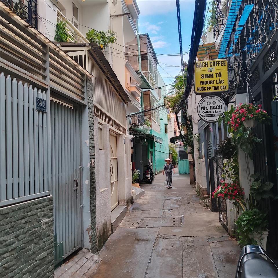 Nhà 4 tầng phan đình phùng (3,4mx12m). giá 7,3 tỷ
