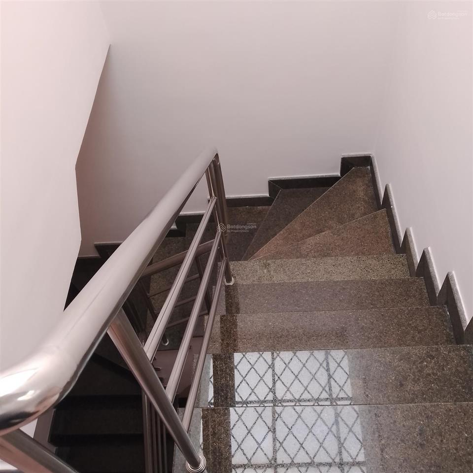 Nhà 4 tầng phan đình phùng (3,4mx12m). giá 7,3 tỷ