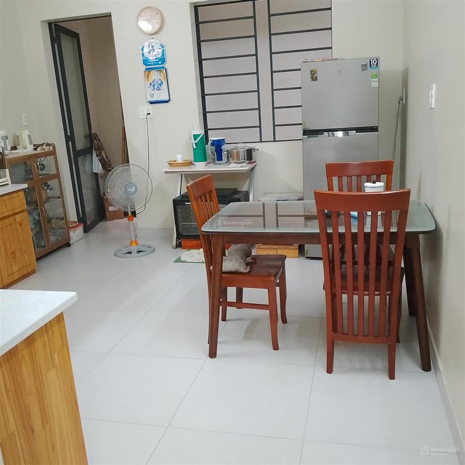 Mặt tiền khu tên lửa (4 tầng 4mx20m). giá 10 tỷ 600 triệu