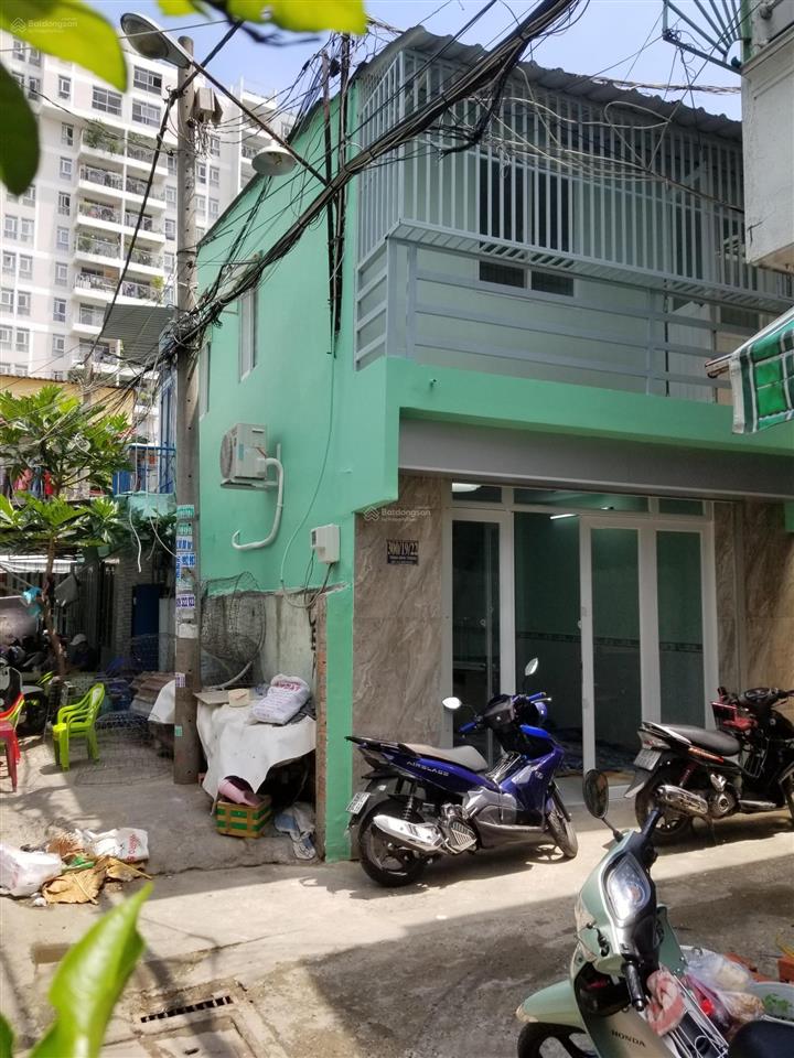 Cần bán nhà nhỏ xinh 30m2, trung tâm q. tân phú, tp hcm