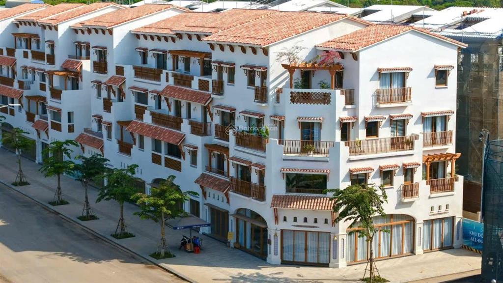 Cho thuê shophouse góc đẹp kinh doanh ngay  blanca city