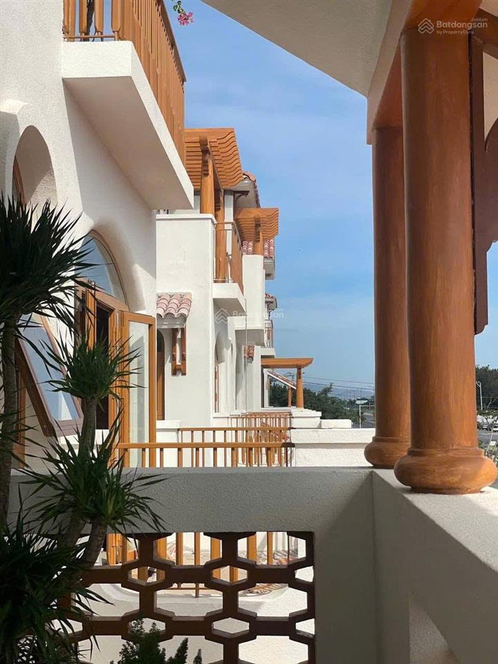 Cho thuê shophouse góc đẹp kinh doanh ngay  blanca city