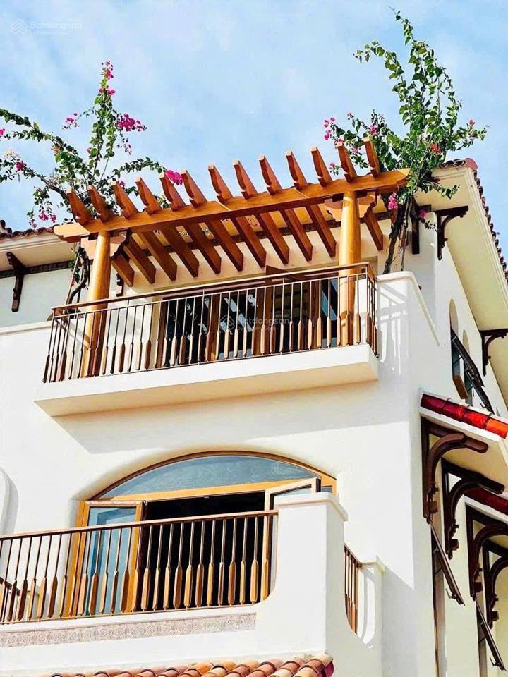 Cho thuê shophouse góc đẹp kinh doanh ngay  blanca city