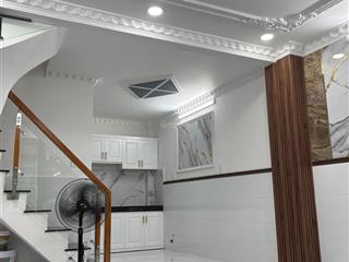 Bán nhà thị trấn nhà bè diện tích 4x8 1 lầu 2 phòng ngủ giá 1ty660. bớt lộc diện tích sử dụng 64m2