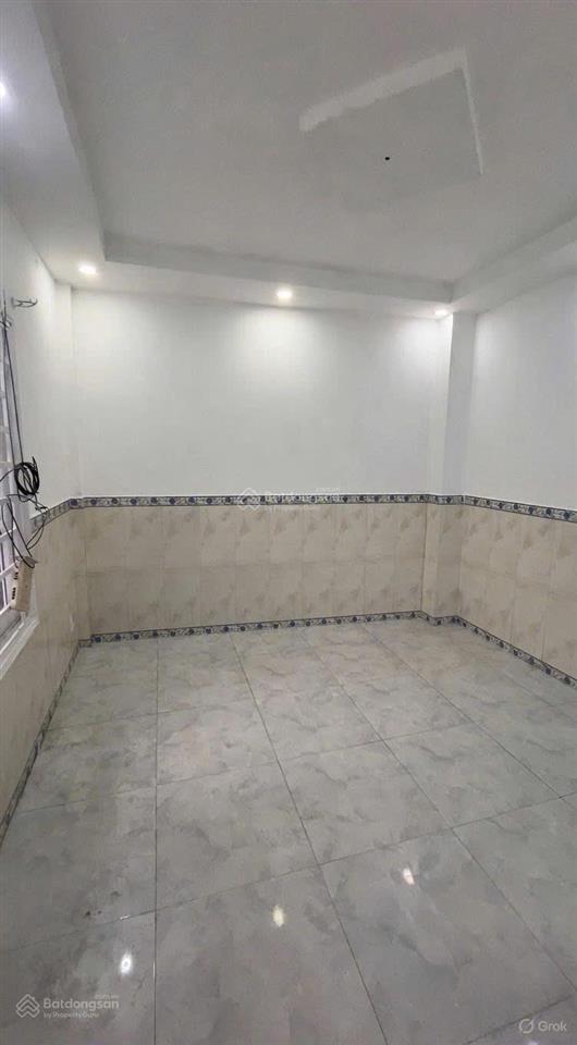 Bán nhà lô nhì đường huỳnh tấn phát, nhà bè, diện tích 97m2, giá 5tỷ200