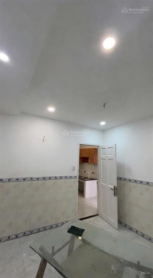 Bán nhà lô nhì đường huỳnh tấn phát, nhà bè, diện tích 97m2, giá 5tỷ200