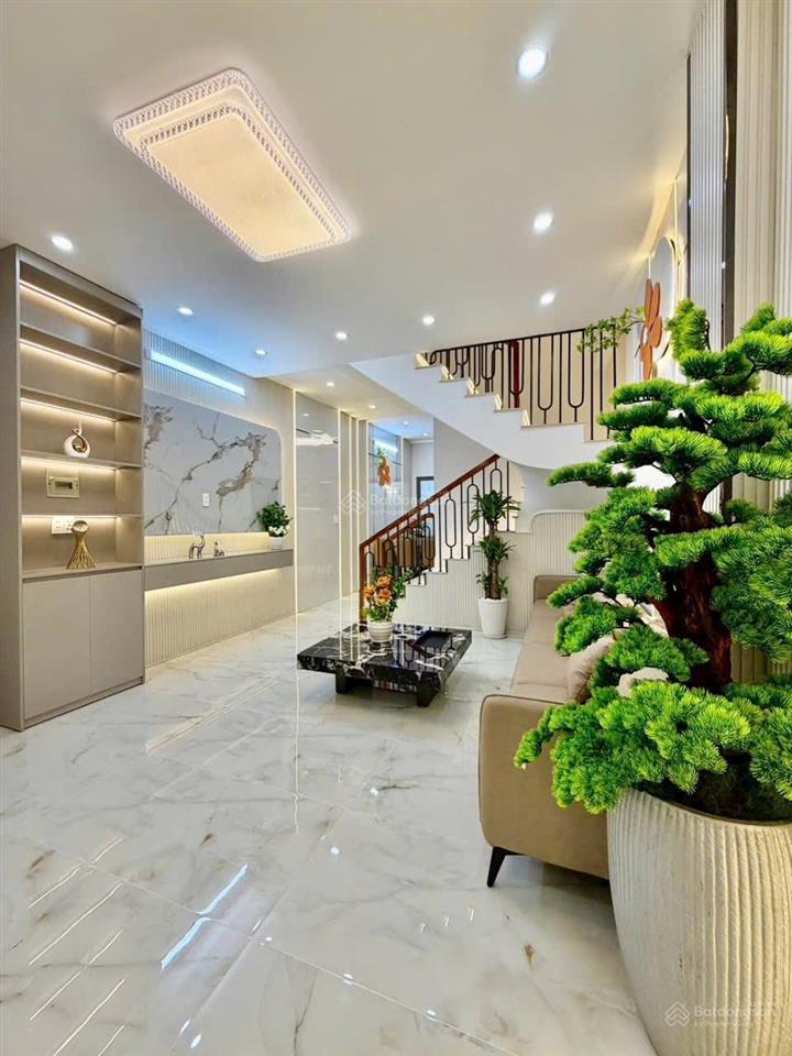 Bán nhà đẹp hẻm 1716 huỳnh tấn phát chỉ cách xe hơi 10m giá 4,79 tỷ sổ hồng riêng