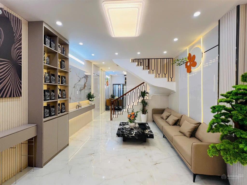 Bán nhà đẹp hẻm 1716 huỳnh tấn phát chỉ cách xe hơi 10m giá 4,79 tỷ sổ hồng riêng