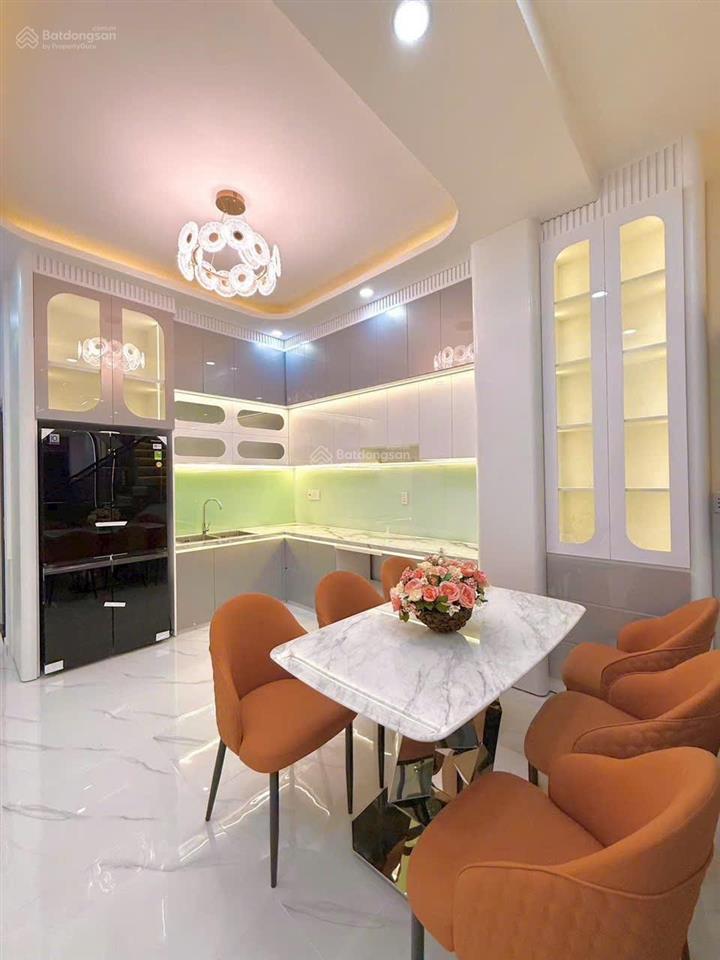 Bán nhà đẹp hẻm xe hơi đến nơi huỳnh tấn phát, nhà bè | full nội thất | 4pn | giá 8,6 tỷ