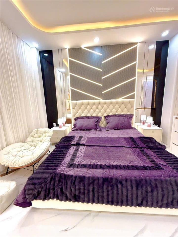 Bán nhà đẹp hẻm xe hơi đến nơi huỳnh tấn phát, nhà bè | full nội thất | 4pn | giá 8,6 tỷ