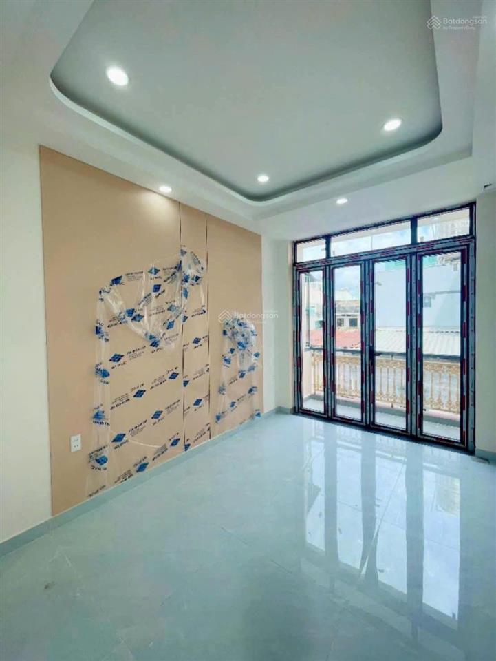 Bán nhà đẹp 3 tấm đường văn bơ 6 phòng ngủ không quy hoạch 150m2 giá 5ty550