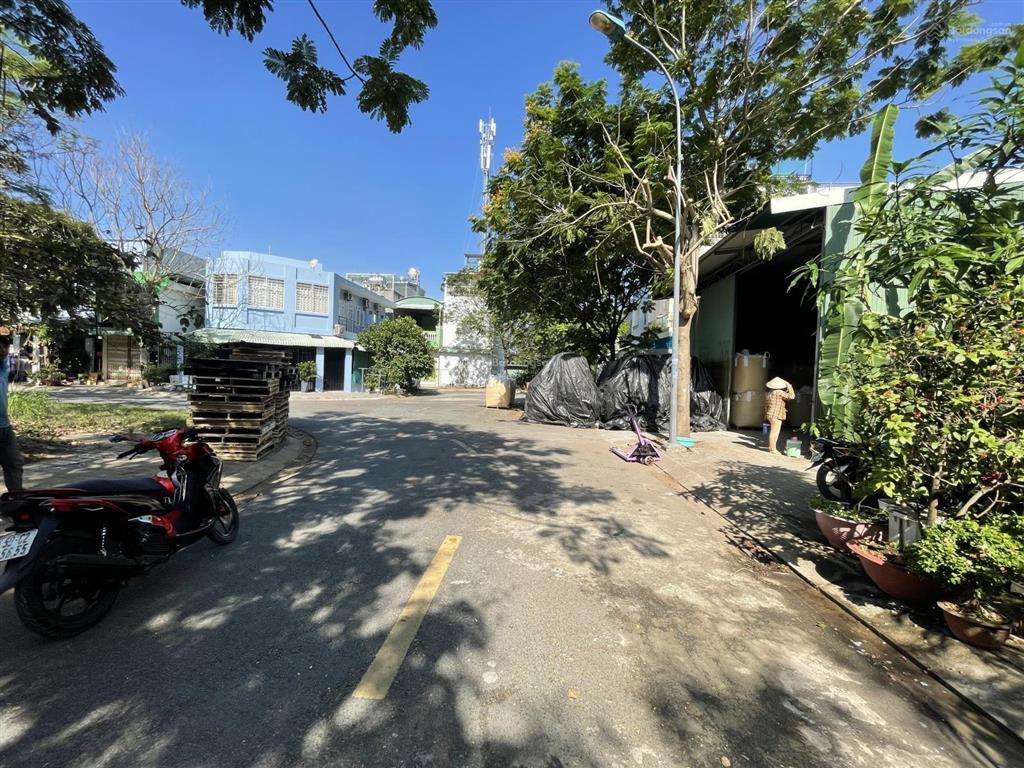 Cần bán lô đất kdc long hậu nam sài gòn. dt 5m x 20m giá 2,2 tỷ. sổ đỏ riêng