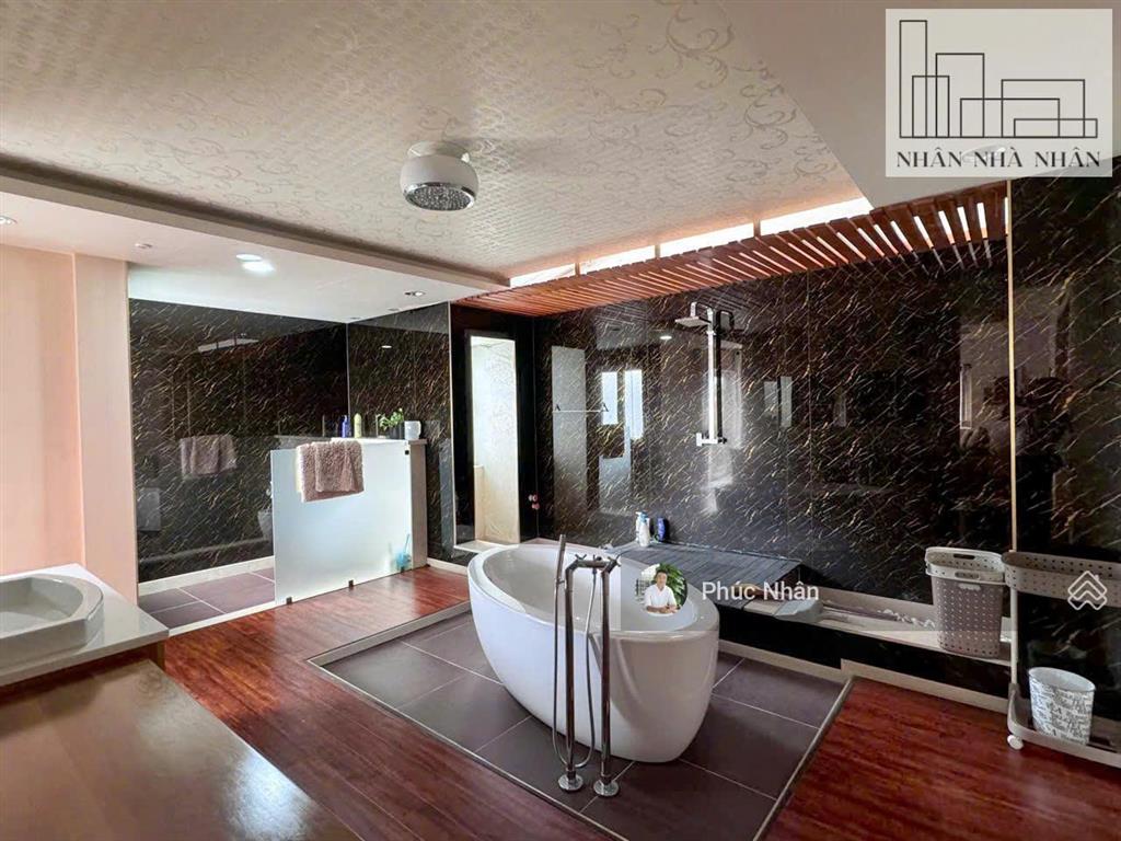 Bán biệt thự đẹp 200m2 giá tốt 235tr/m2 4 tầng khu biệt thự đẳng cấp bùi tá hán 31a 31b an phú q2