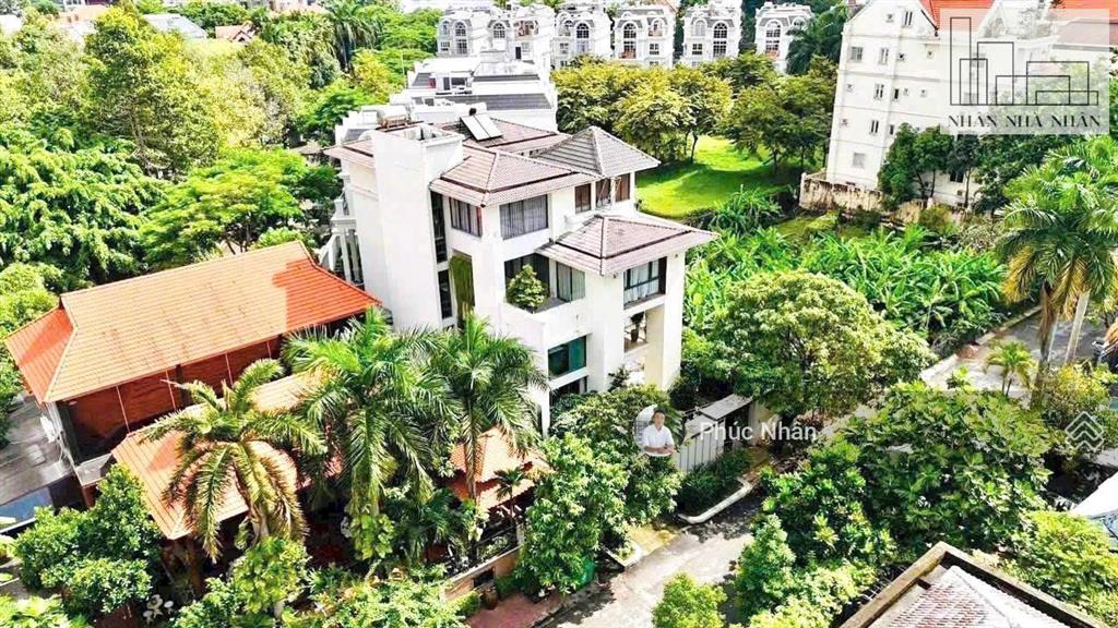 Biệt thự giá tốt ở ngay compound nguyễn văn hưởng 535m2 sàn  hầm 4 tầng chính chủ tại thảo điền