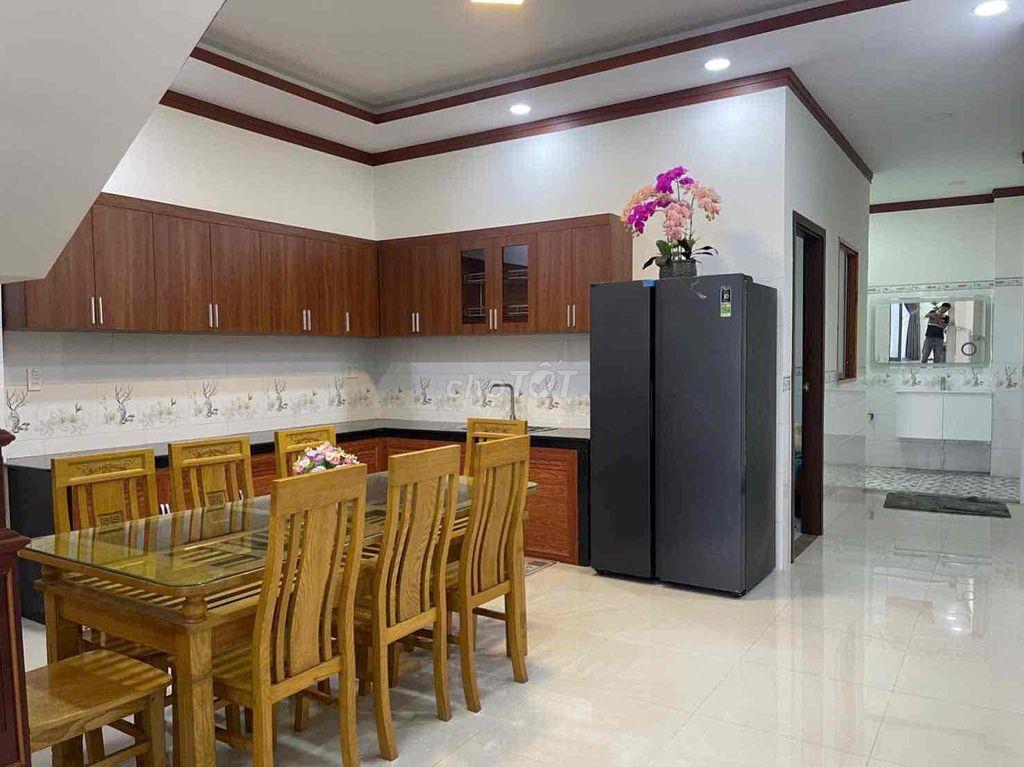 Bán Nhà Trung Tâm P Long Thành