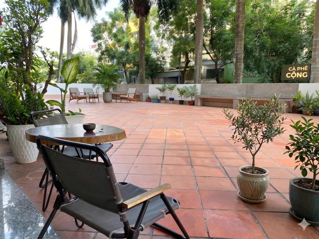 Chính chủ bán shophouse có căn hộ 3 pn ở trên mặt tiền 13,8m cực hiếm