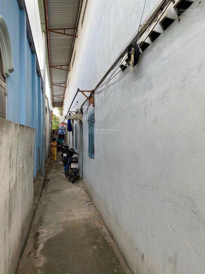 Bán dãy trọ 5x30m cách mt lê văn thịnh chỉ 300m, dt 5x30m, đang có thu nhập 20tr/th , giá chỉ 15 tỷ