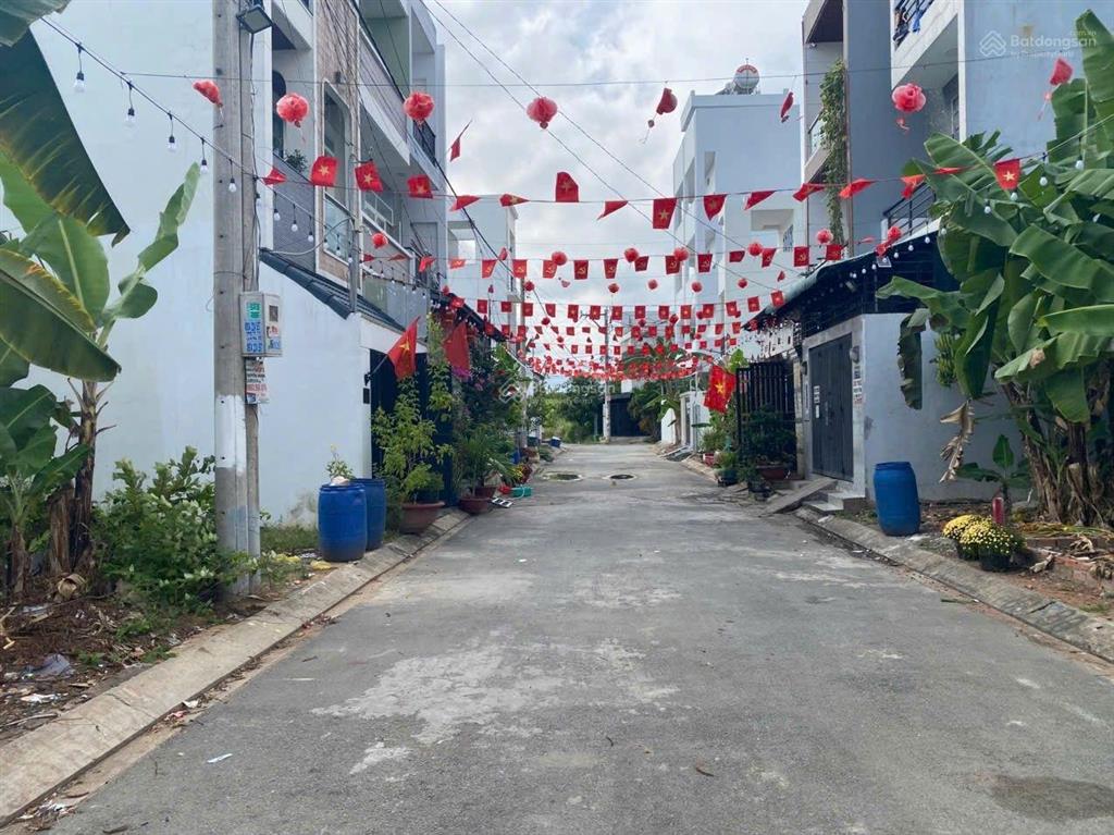 Chính chủ gửi bán lô đất 4,1 x 12,6m ( 51,6m2 ) kdc samsung village giá chỉ 4,15 tỷ