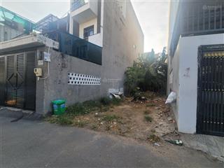 Chính chủ gửi bán đất mặt tiền đường số 822 gần vòng xoay phú hữu, dt 4,6x20m giá 5,4 tỷ