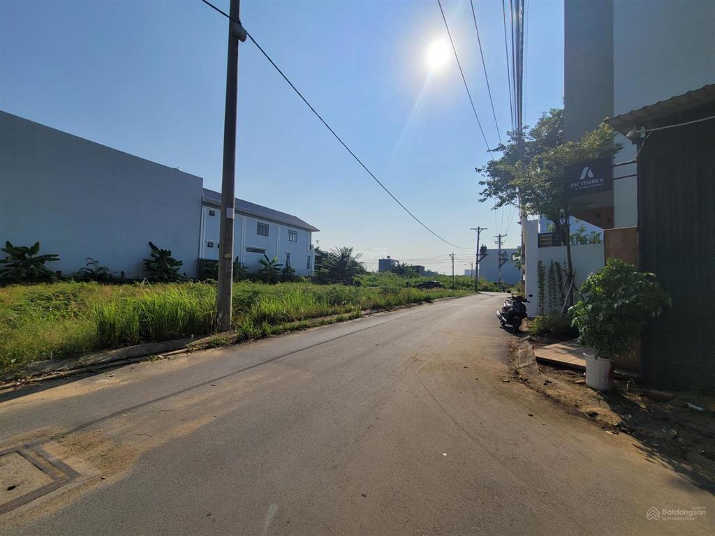 Bán đất kdc samsung village đường bưng ông thoàn, dt 10x25m giá chỉ 12,5 tỷ