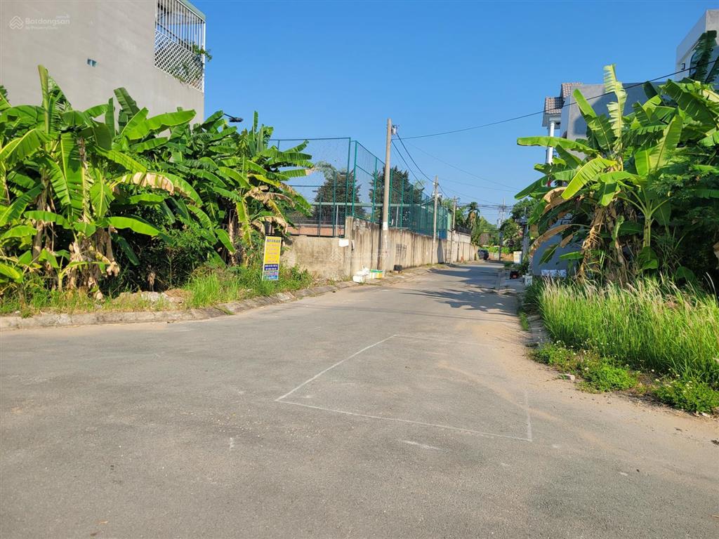 Bán đất đường 10m kdc samsung village 4x16,5 ( 66m2 ) giá chỉ 4,9 tỷ