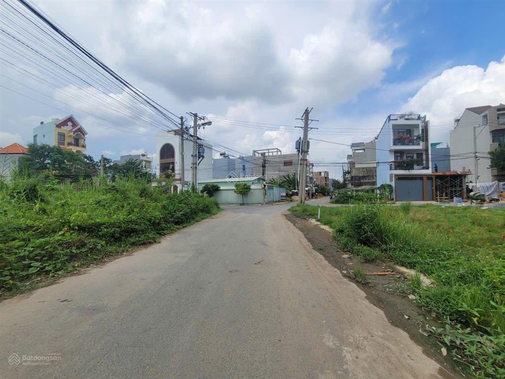 Bán đất kdc samsung village 5,5x14,5m (80m2) giá 4,9 tỷ