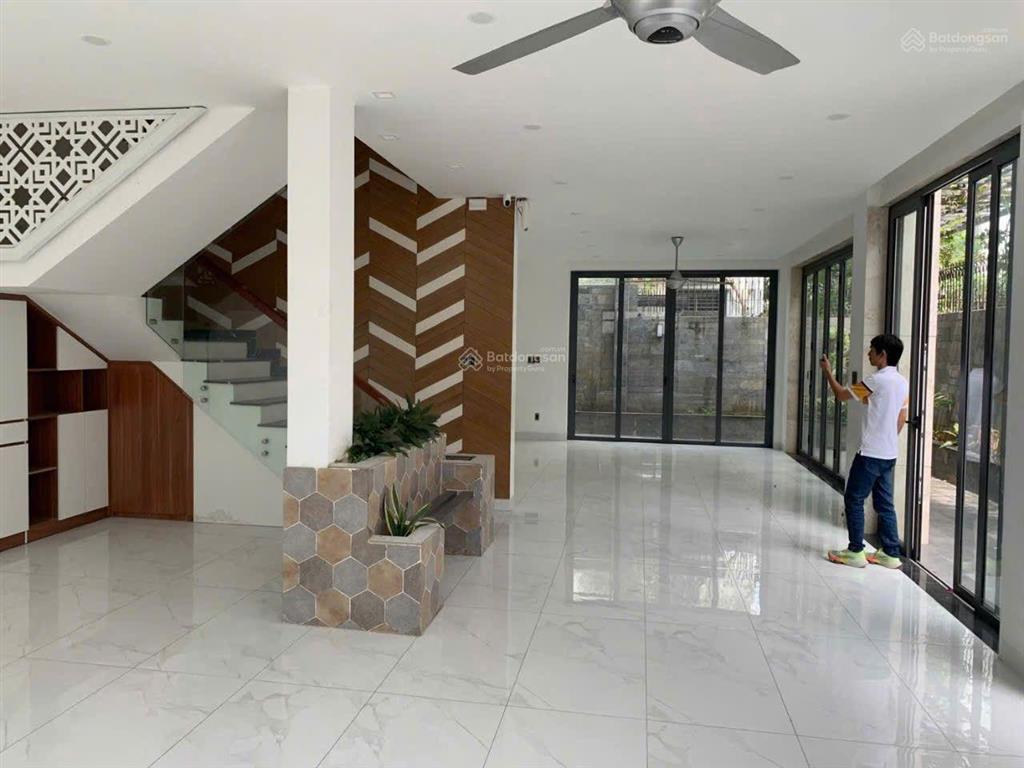 Ngộp bank bán nhà 4 tầng kdc hưng phú đường liên phường, dt 9,6x18,5m (177,6m2) giá chỉ 19 tỷ