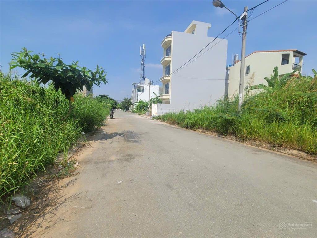 Không có lô thứ 2 bán đất kdc samsung village 63 m2 giá chỉ 4,75 tỷ