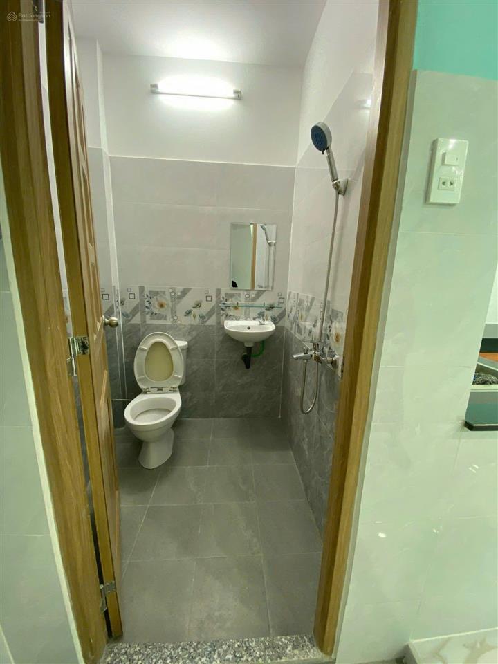 Chính chủ bán nhà cấp 4 mặt tiền đường số 4, đường lò lu 88,4m2 giá 6,8 tỷ