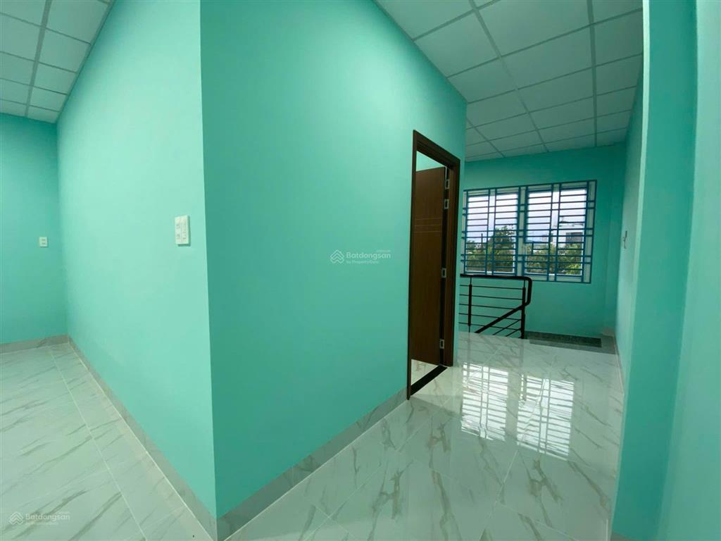 Chính chủ bán nhà đường lò lu  mt đường 4, dt 88,4m2 giá 6,8 tỷ