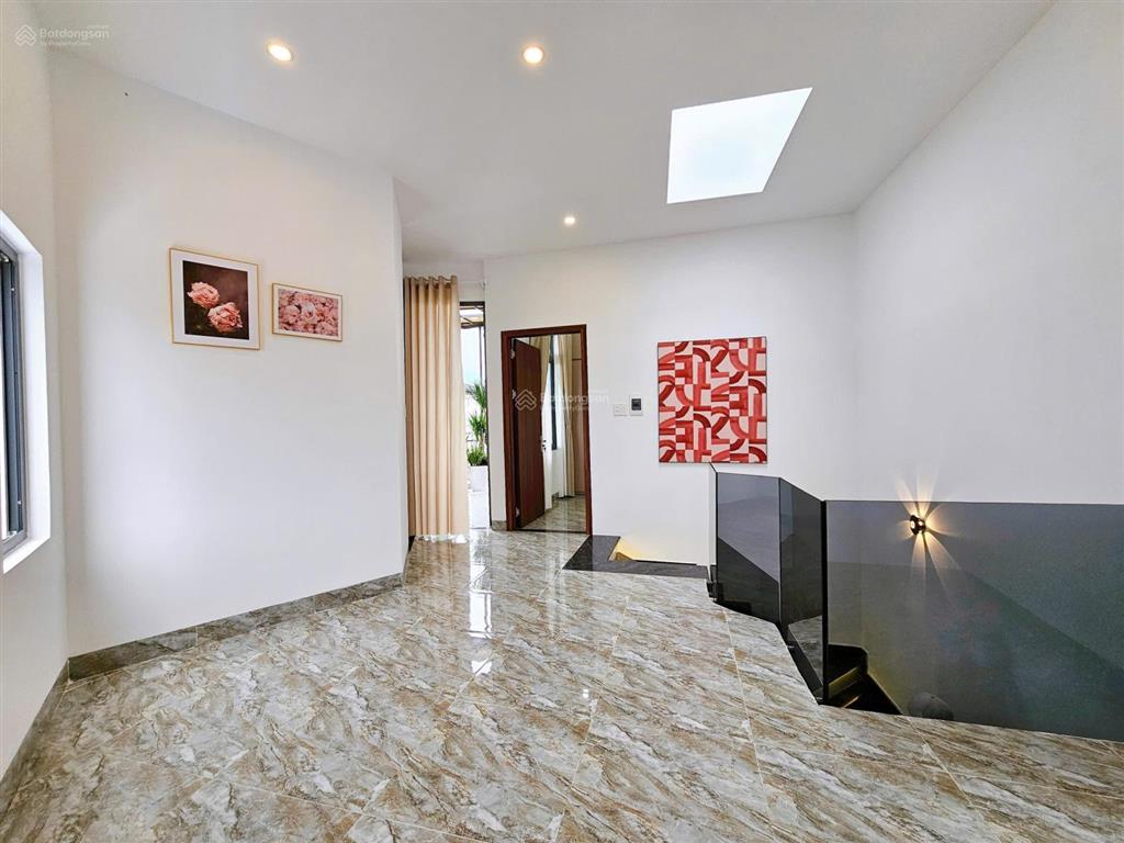 Bán nhà 3 tầng mới xây full nội thất kiệt trường chinh giá tốt