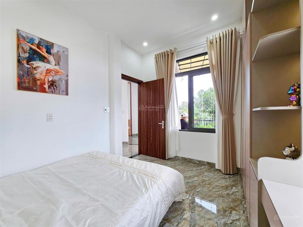 Bán nhà 3 tầng mới xây full nội thất kiệt trường chinh giá tốt