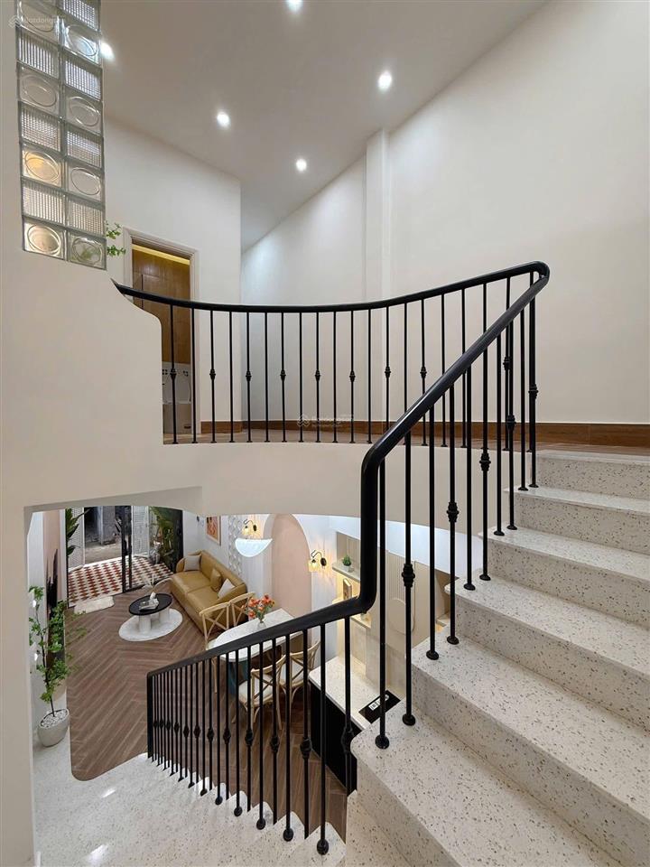 Bán nhà 2 tầng mới full nội thất kiệt mai lão bạng quận hải châu giá tốt