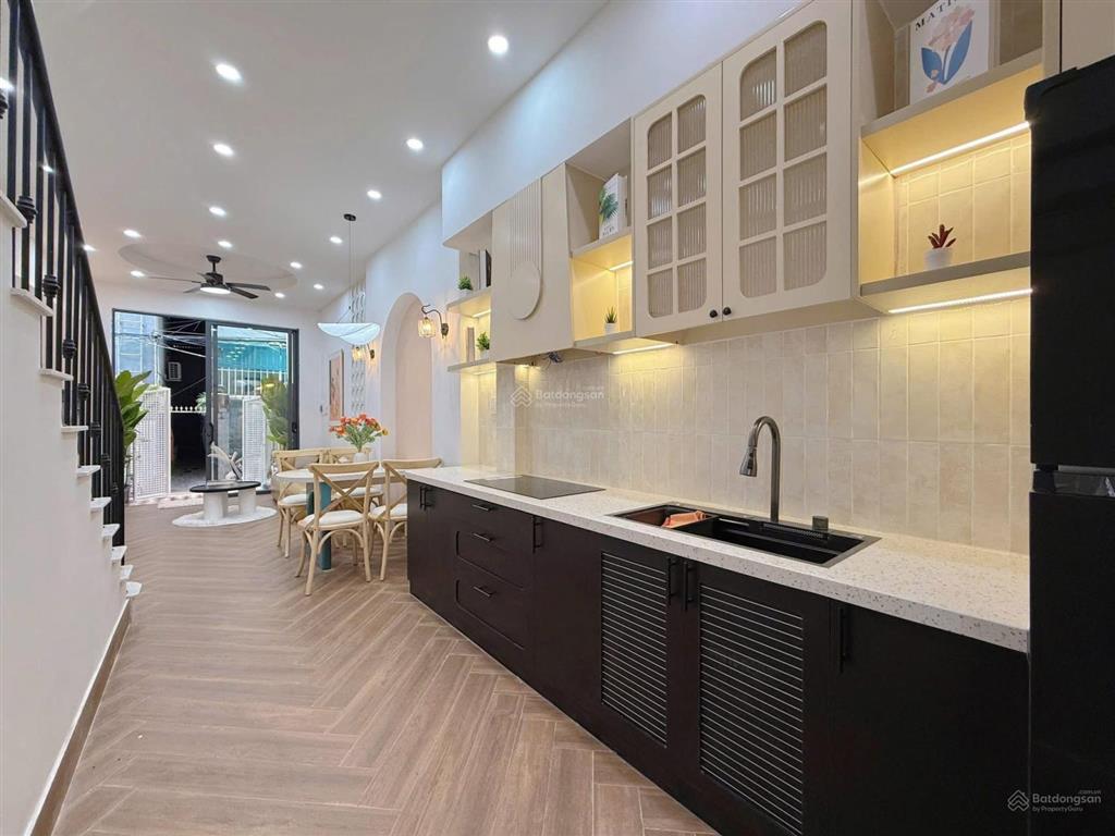 Bán nhà 2 tầng mới full nội thất kiệt mai lão bạng quận hải châu giá tốt