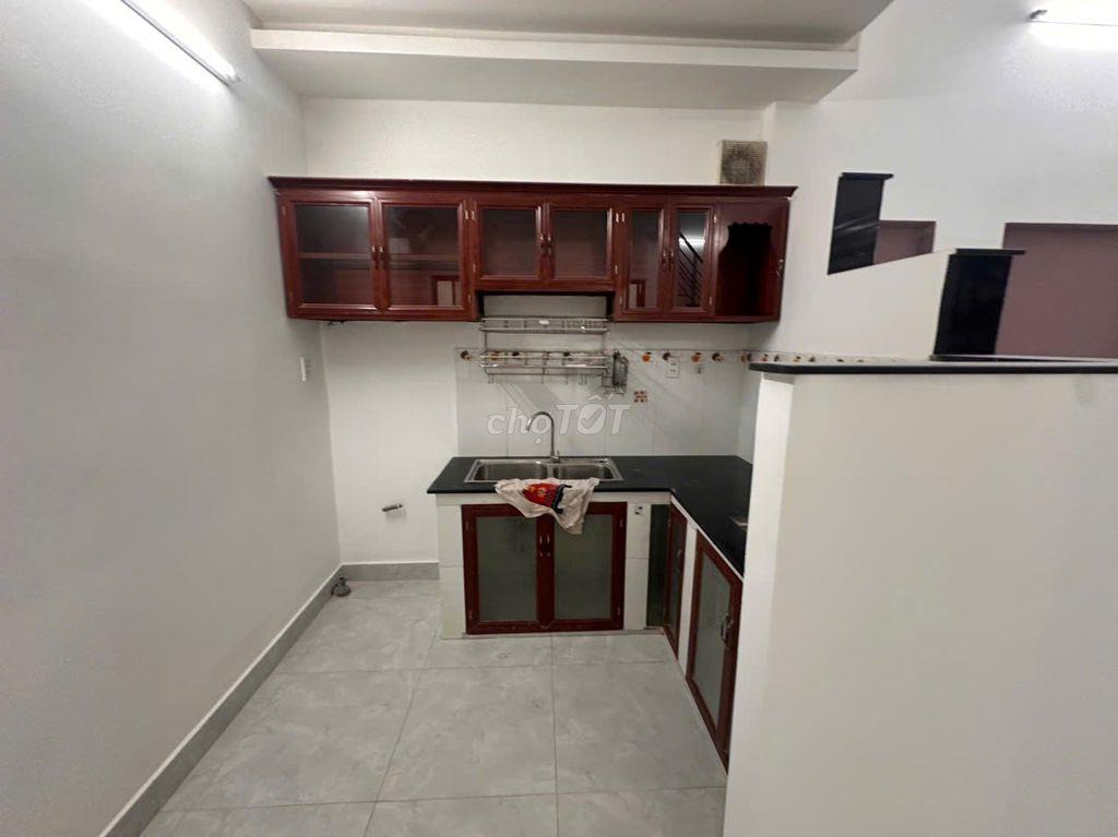 Bán nhà 3 PN tại Đường số 2 - Q9