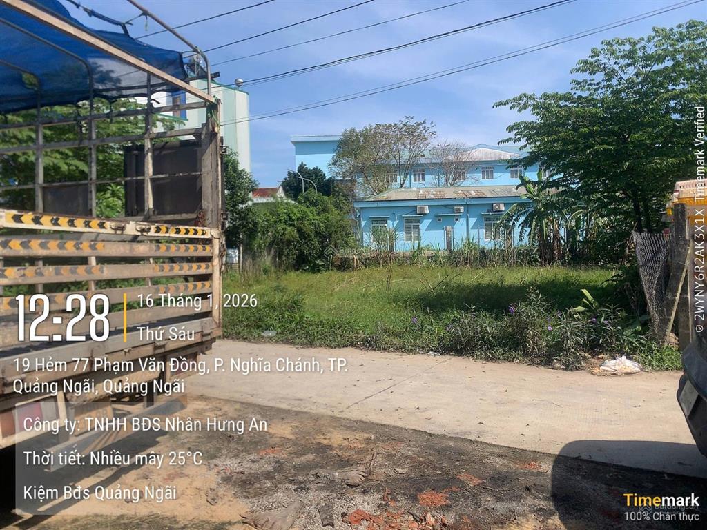 Bán mảnh vườn 408.9mv, có 200mv thổ cư ngay quảng trường tỉnh quảng ngãi, giá 8.4 triệu/mv tlcc