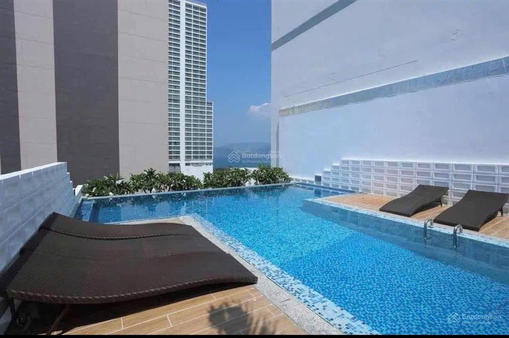 Bán khách sạn 3 sao đạt giải 3 về kiến trúc xây dựng,12 tầng,48 phòng đường trần quang khải