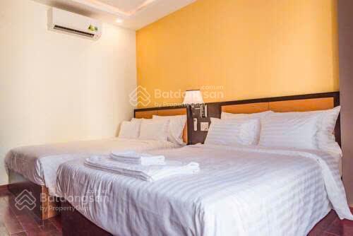 Bán khách sạn phố hùng vương, nha trang, cách biển trần phú 300m2 dòng tiền 720 tr/năm