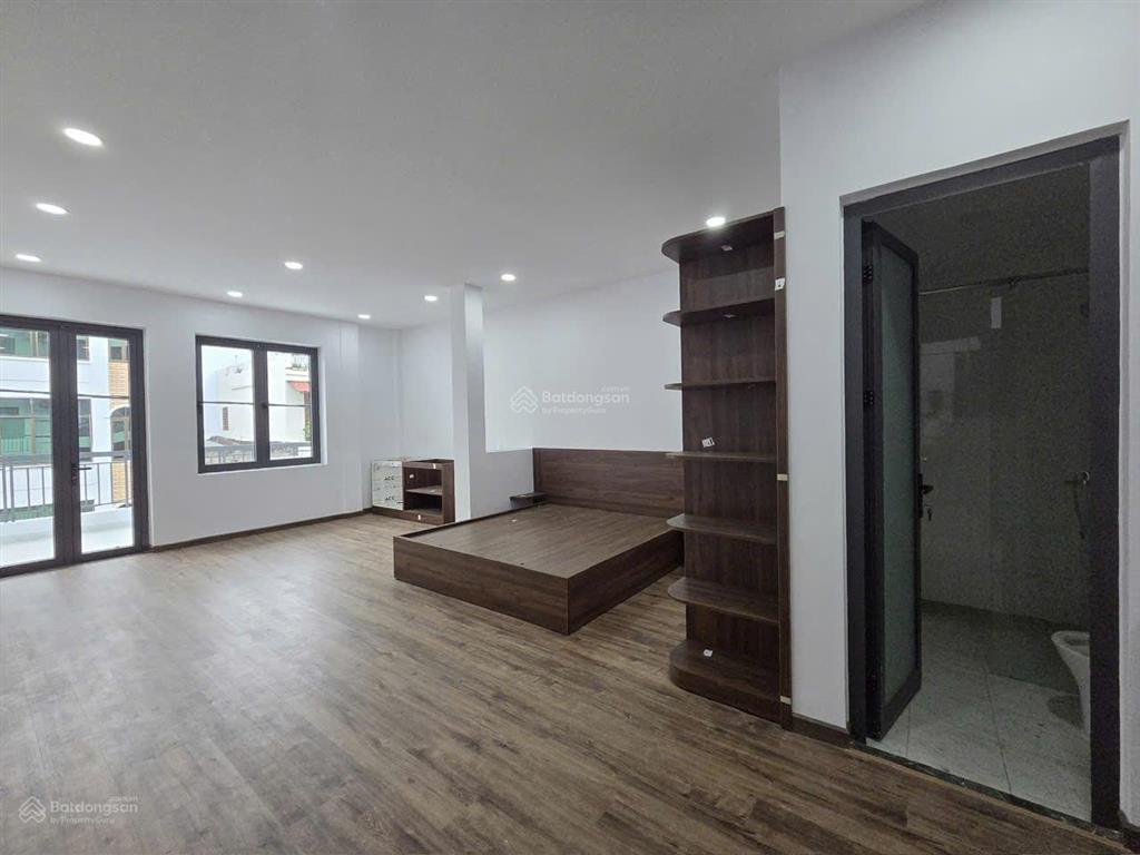 Bán nhà 4 tầng mặt tiền trần nguyên hãn & bạch đằng, dòng tiền 80tr/tháng