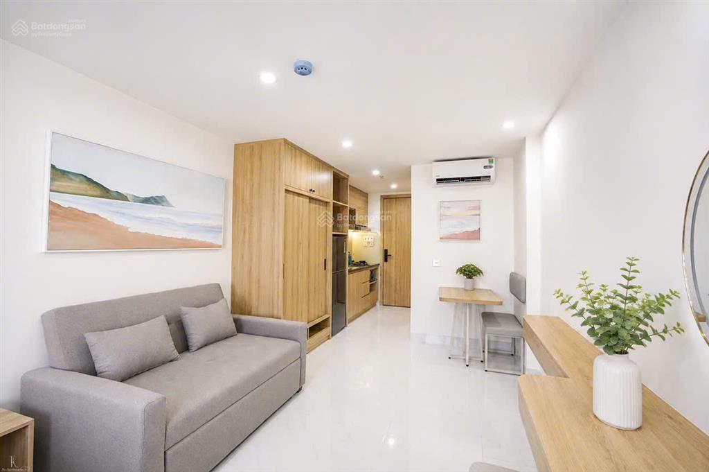Chuyển nhượng toà 37 căn hộ cao cấp gần bãi tắm hòn chồng dòng tiền 400 tr/ tháng