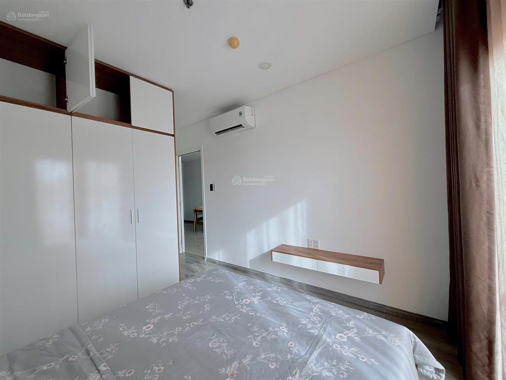 Cho thuê căn 2 pn monarchy  full nội thất vị trí trung tâm