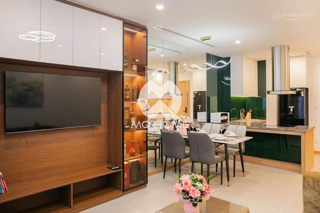 Chủ cần bán nhanh căn hộ sam towers  2 pn  giá tốt trên thị trường