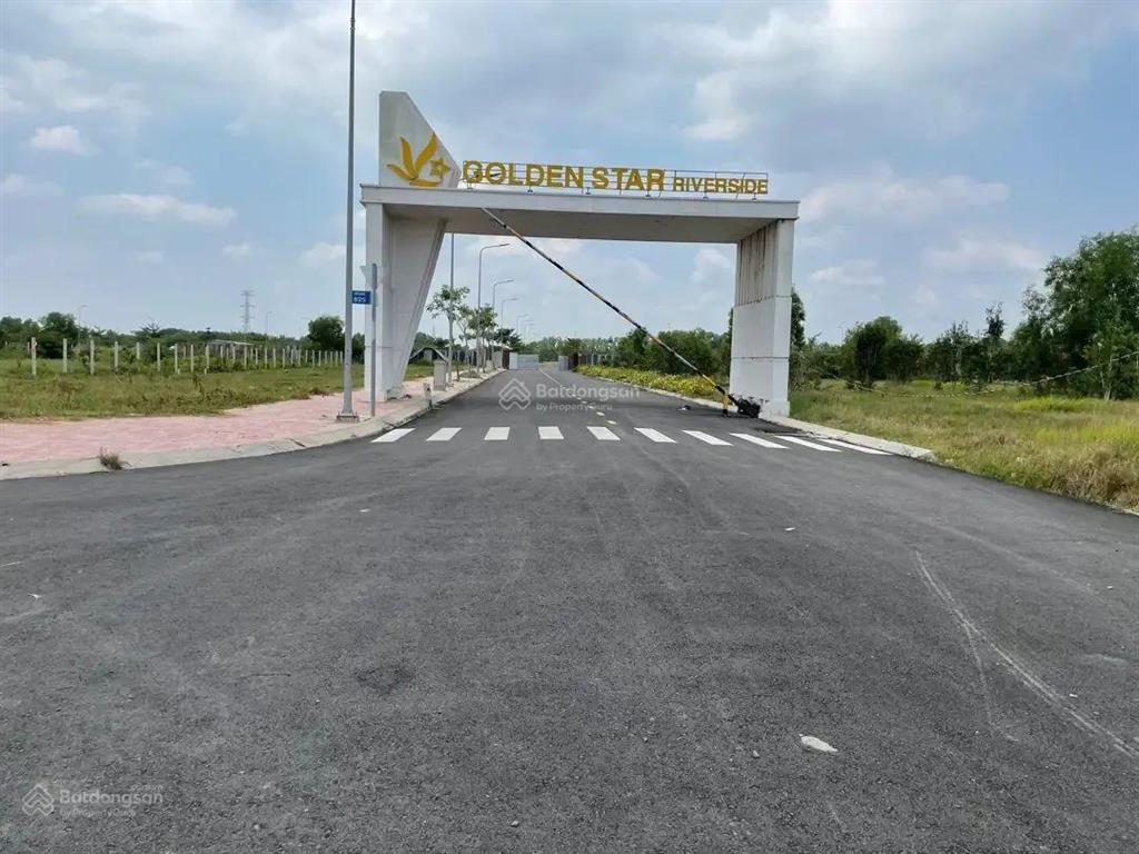 Chủ ngộp thật cắt lỗ 300 triệu! lô đất 90m2 chỉ còn 1 tỷ 050 triệu tại kdc sao vàng đức hòa