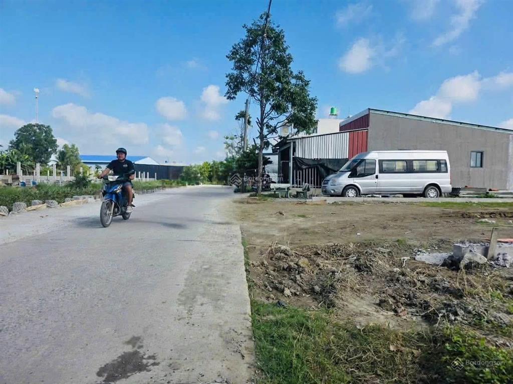 2000m2 đất skc gần trung tâm bến lức chủ kẹt bán gấp từ 15 tỷ còn 12,5 tỷ