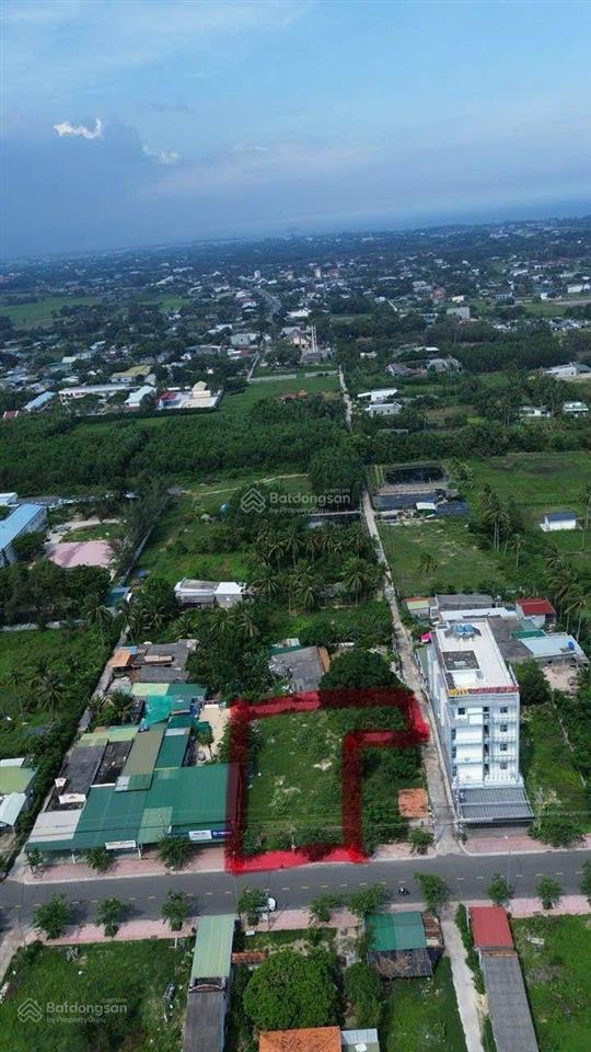Đất 2 mặt tiền đường nguyễn du 946m2 gần biển siêu đẹp chữ l.