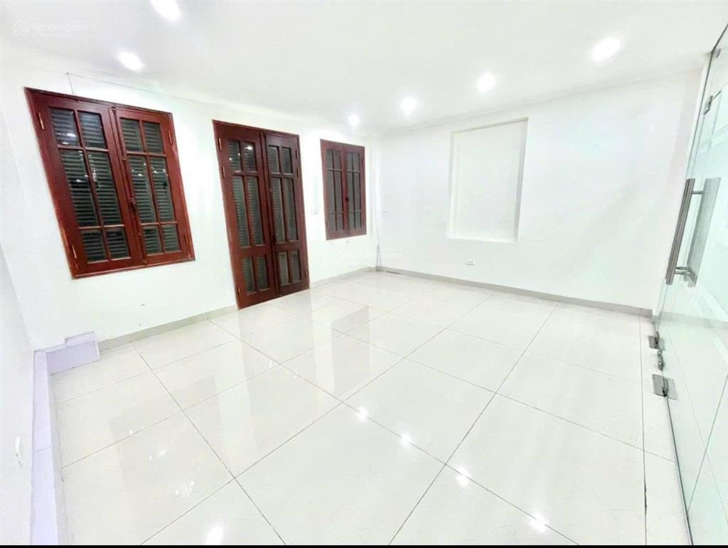 Nhà phố, cho thuê sàn văn phòng 100m2 tại lý nam đế, hàng mã, hoàn kiếm
