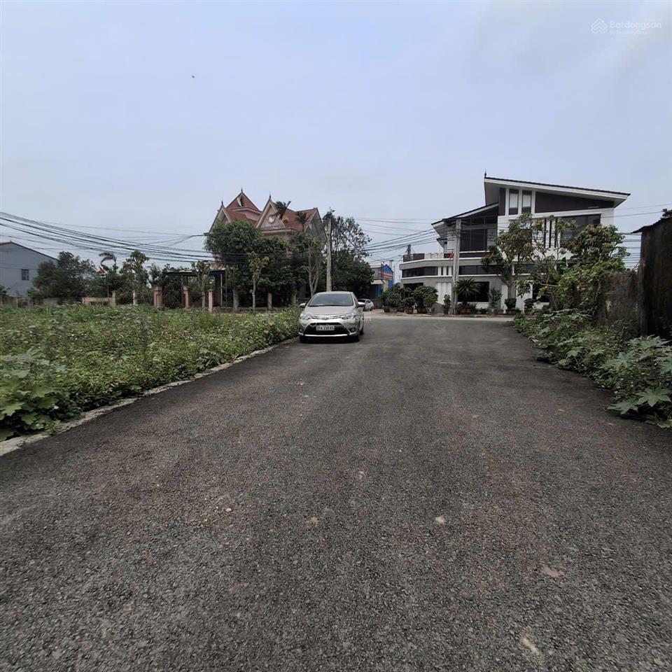 Chính chủ cần bán lô đất phường vinh phú (kim mỹ) đường trước đất 8m thông thoáng.  0985 475 ***