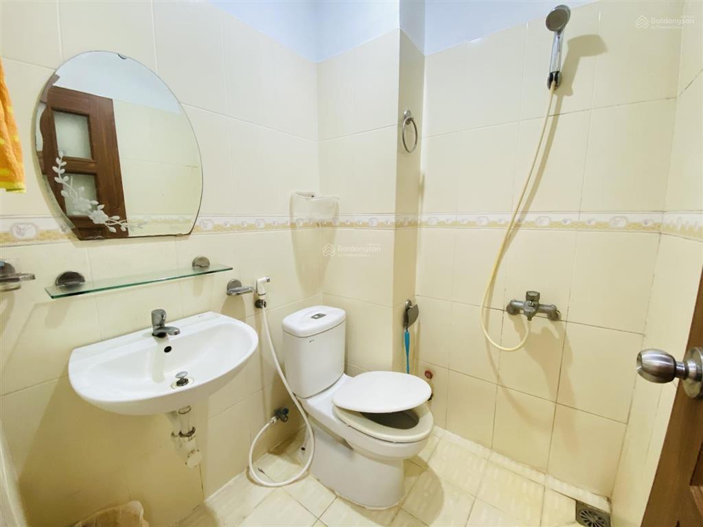 Phòng cao cấp, đầy đủ tiện nghi. đc 18a/17. gần đài truyền hình và trường khoa học xã hộinhân văn