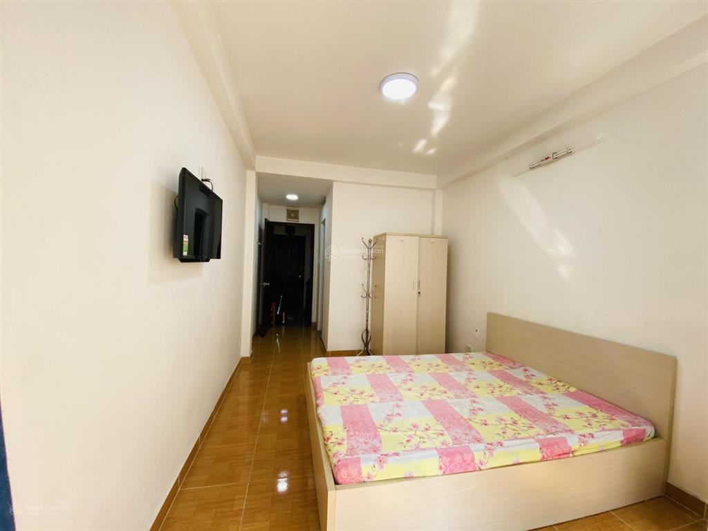 Phòng cao cấp, đầy đủ tiện nghi. đc 18a/17. gần đài truyền hình và trường khoa học xã hộinhân văn